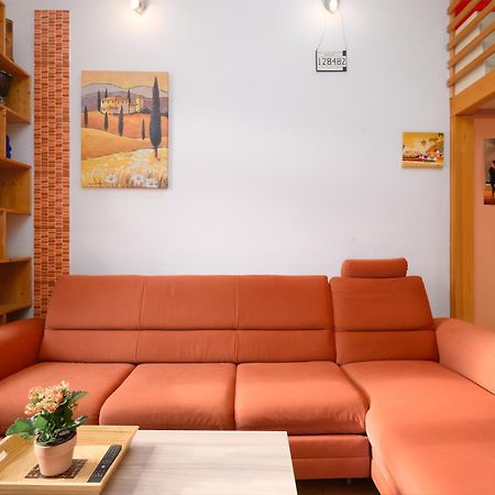 Urban View Apartment With Free Parking Laibach Exterior foto
