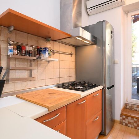 Urban View Apartment With Free Parking Laibach Exterior foto