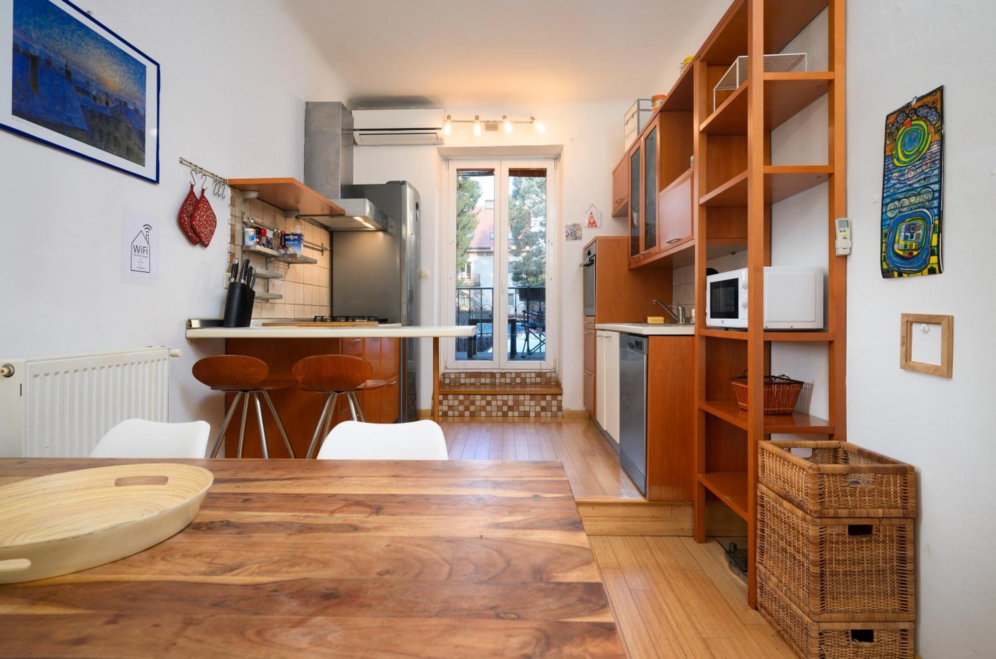 Urban View Apartment With Free Parking Laibach Exterior foto