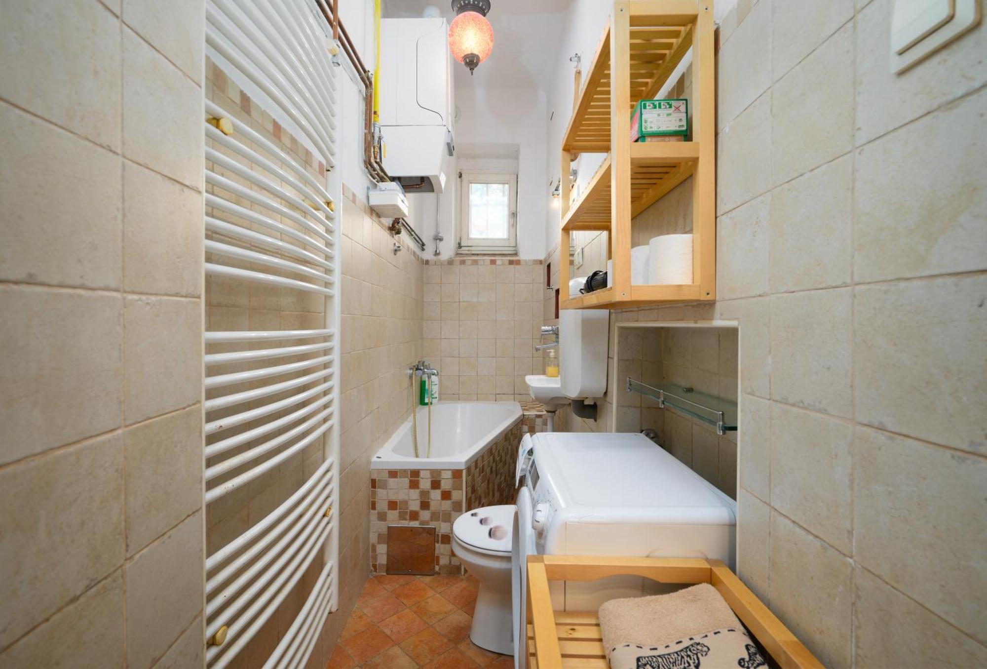 Urban View Apartment With Free Parking Laibach Exterior foto